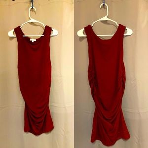 Red maternity dress 👗